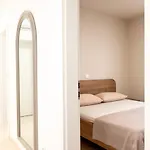 Bajlo With Three Bedrooms 빌라