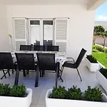 Bajlo With Three Bedrooms Вилла