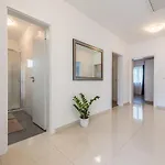 Bajlo With Three Bedrooms