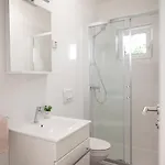 Bajlo With Three Bedrooms *