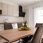Vila Bajlo With Three Bedrooms *