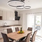 Bajlo With Three Bedrooms 别墅 扎达尔
