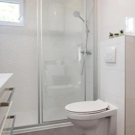 Bajlo With Three Bedrooms וילה