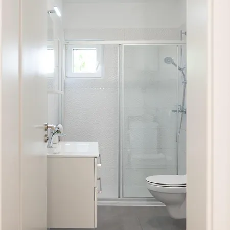 Bajlo With Three Bedrooms וילה זאדאר